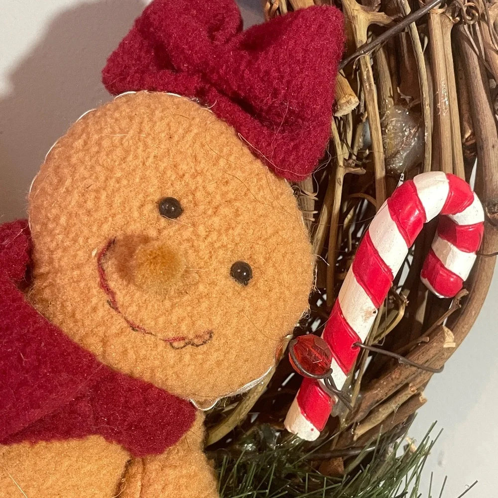 Festive Gingerbread Welcome Wreath